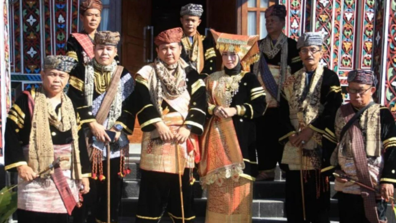 pakaian adat minang
